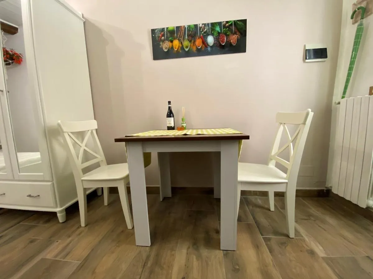 Nicolaus Apartment Sesto Calende 0*,