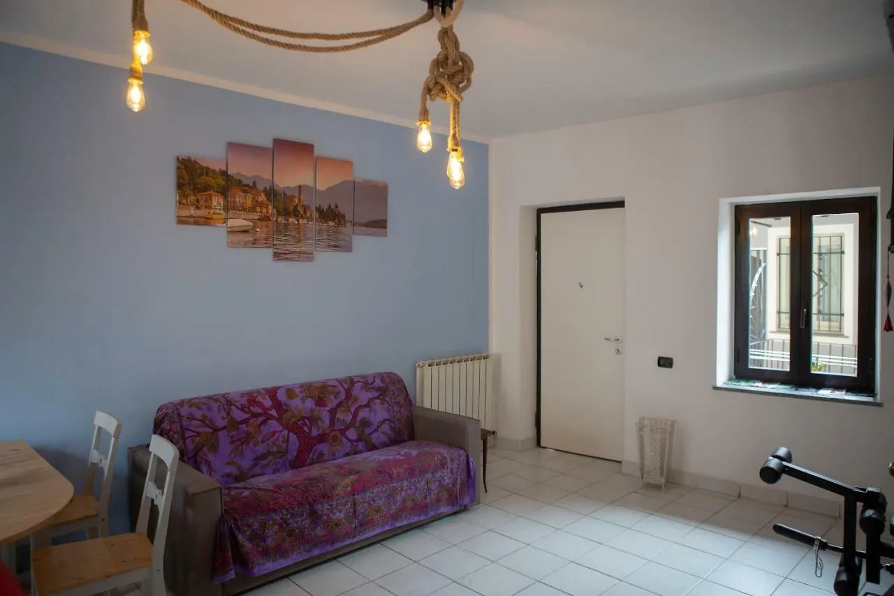 Nicolaus Apartment Sesto Calende 0*,