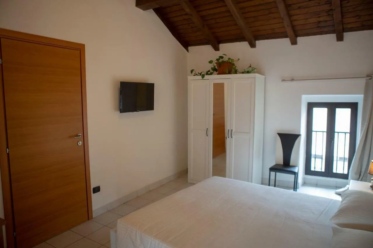 Nicolaus Apartment Sesto Calende Italy