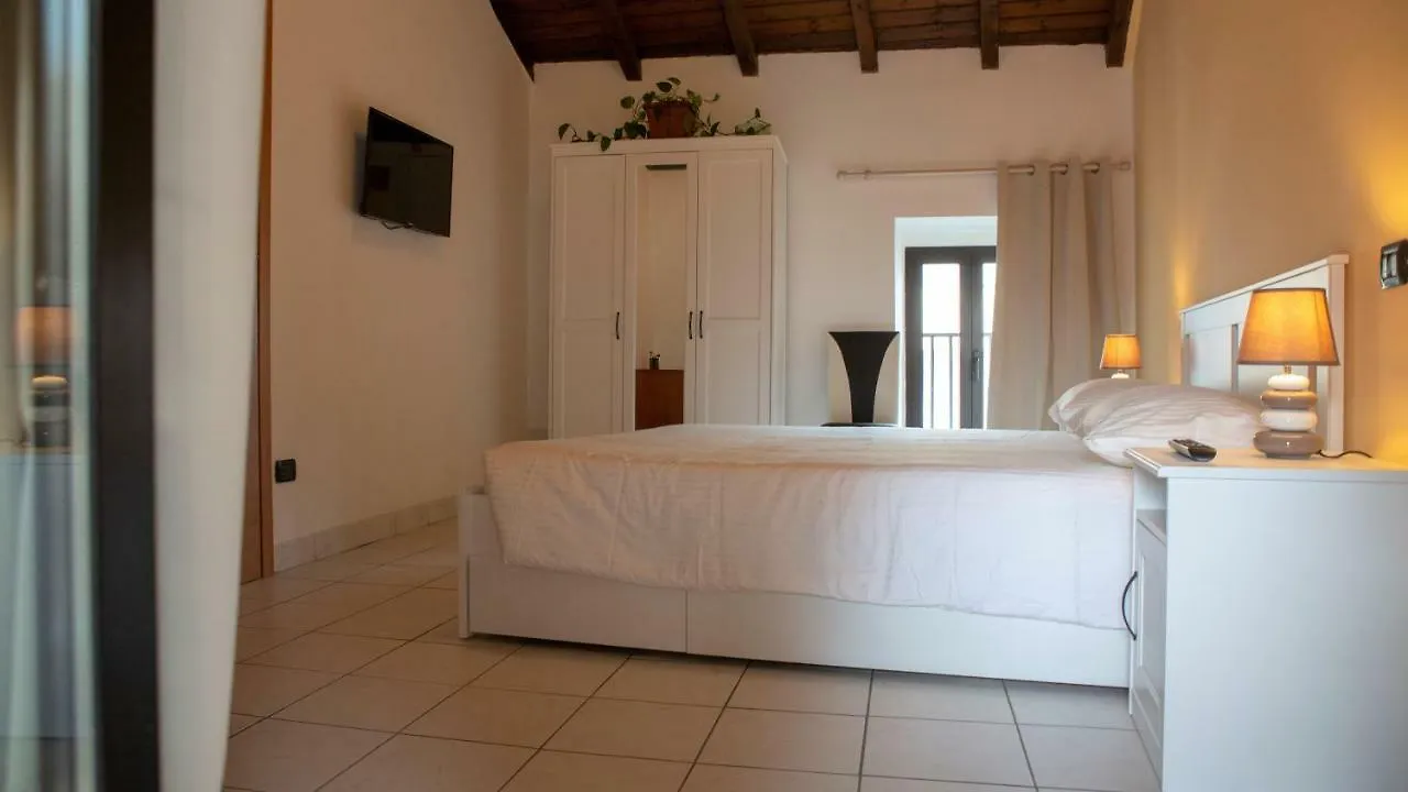 Nicolaus Apartment Sesto Calende